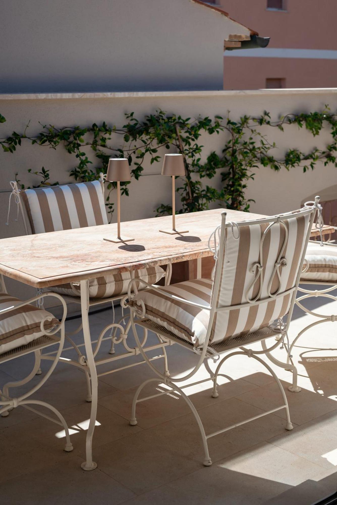 Apartmán Palazzo Degli Archi San Vincenzo Exteriér fotografie