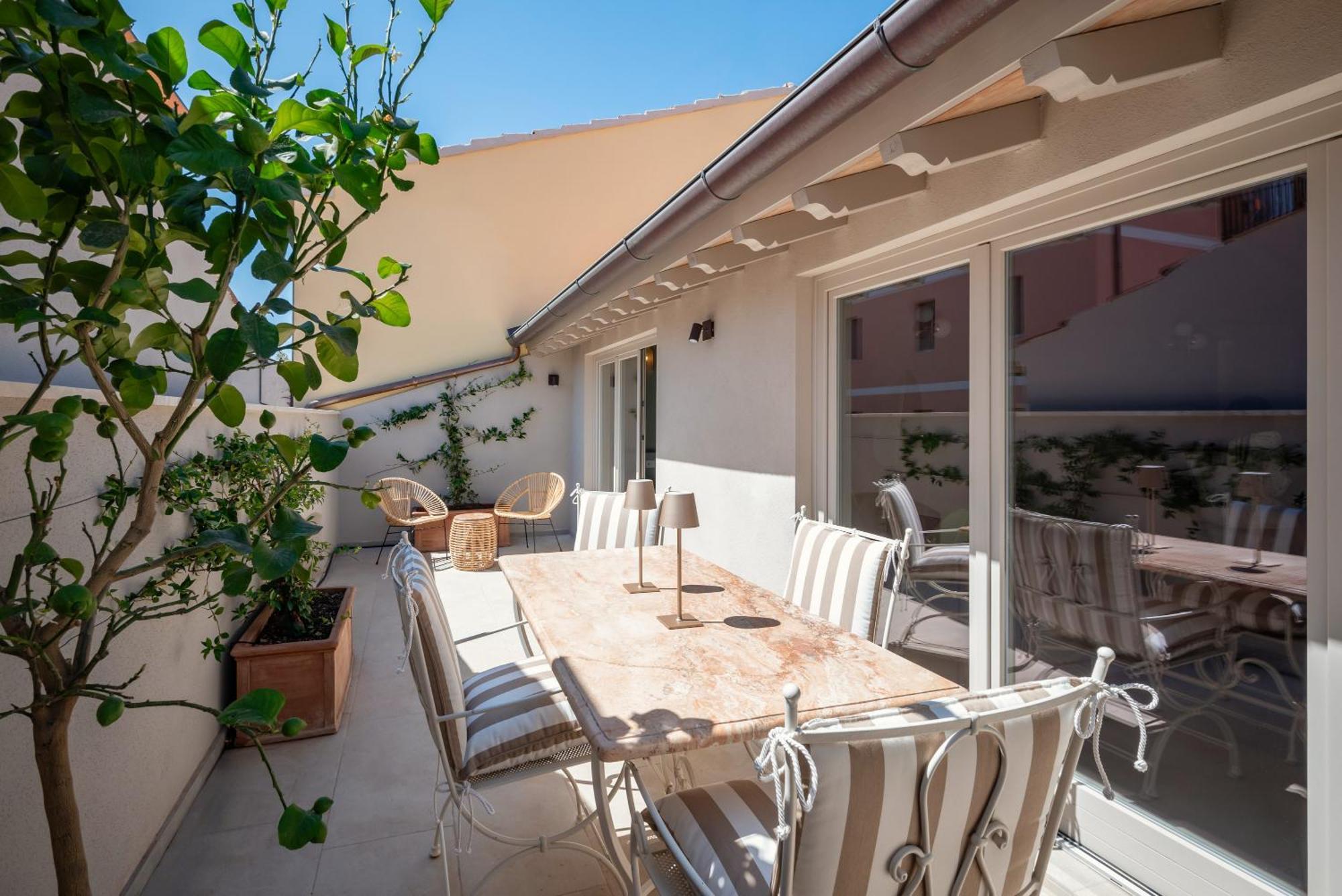 Apartmán Palazzo Degli Archi San Vincenzo Exteriér fotografie